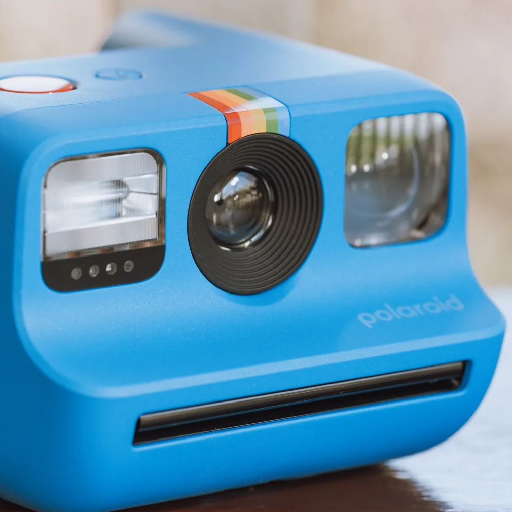 Polaroid go