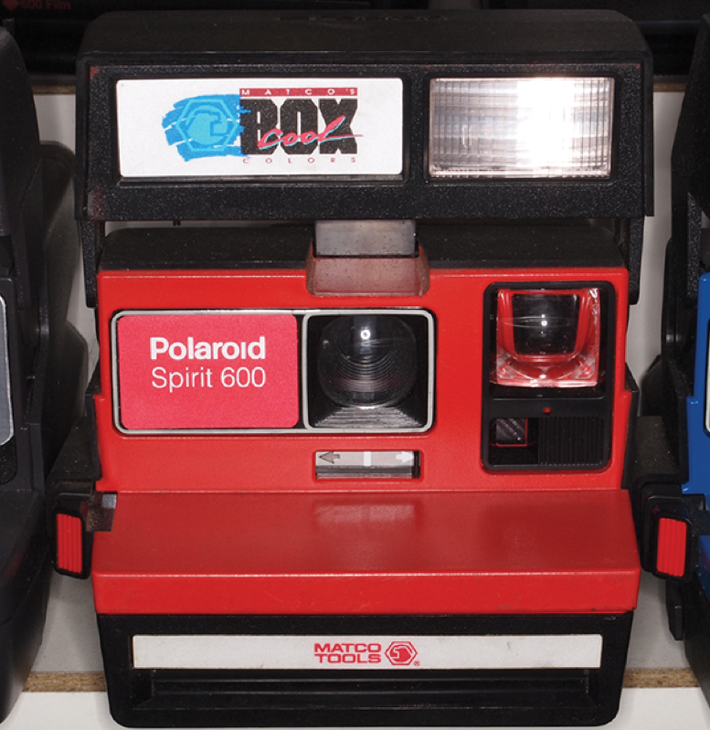 04-02 Spirit 600 matco tools red