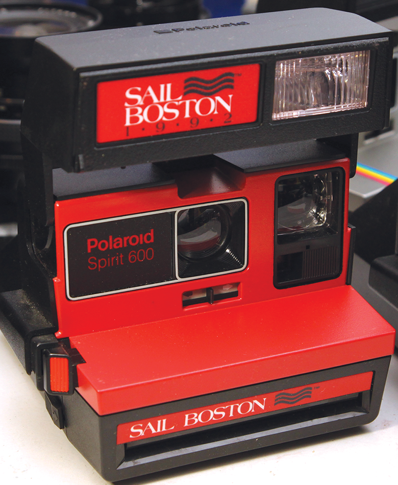 04-02 Spirit 600 Sail Boston 1992 red