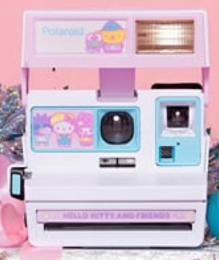 04-02b retrospekt Hello kitty & friend 01