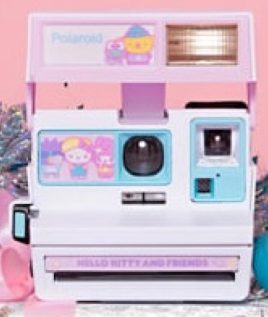 04-02b retrospekt Hello kitty & friend 01