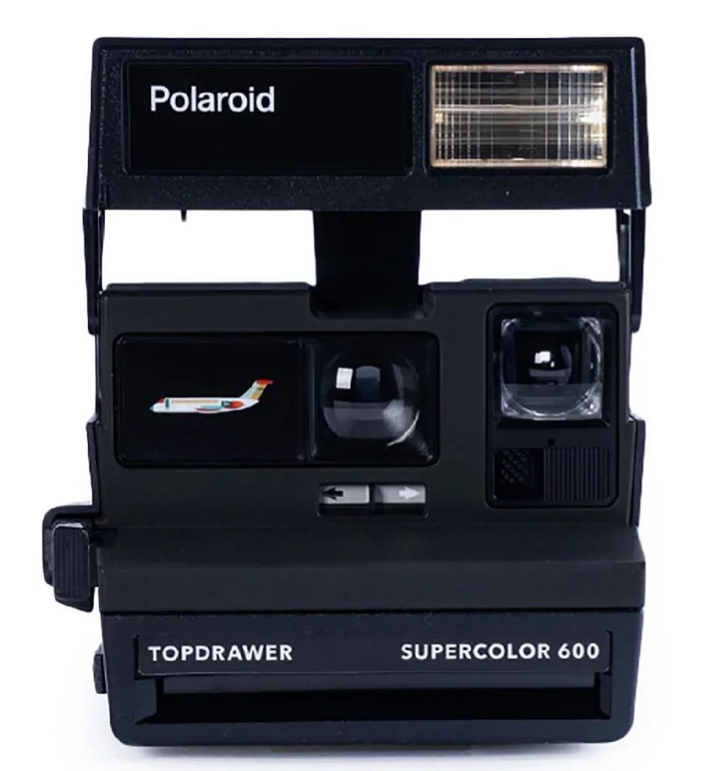 04-02b retrospekt Topdrawer supercolor 600 black