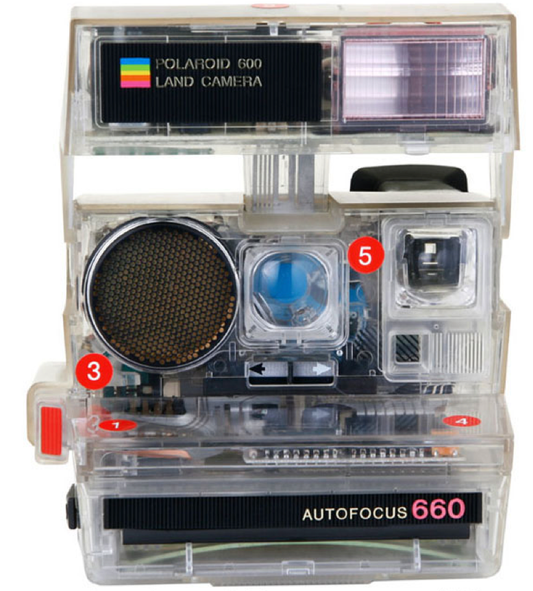 04-03 Autofocus 660 shop display 04