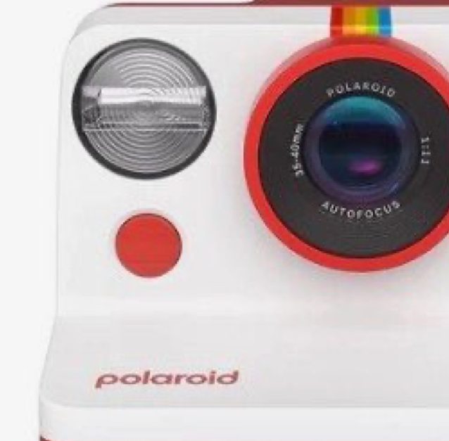 05-02 Polaroid now g2 red