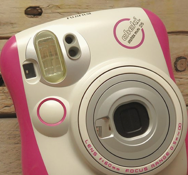 10-01 Fujifilm instax mini 25 01 cheki  pink / white