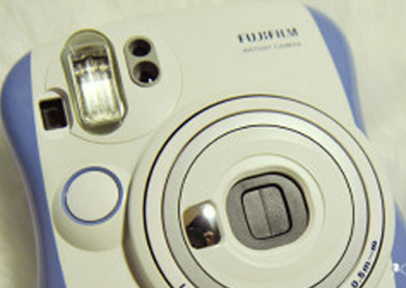 10-01 Fujifilm instax mini 25 02 white / blue 01