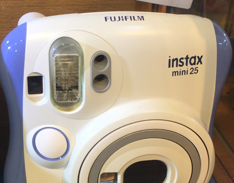 10-01 Fujifilm instax mini 25 02 white / blue 02