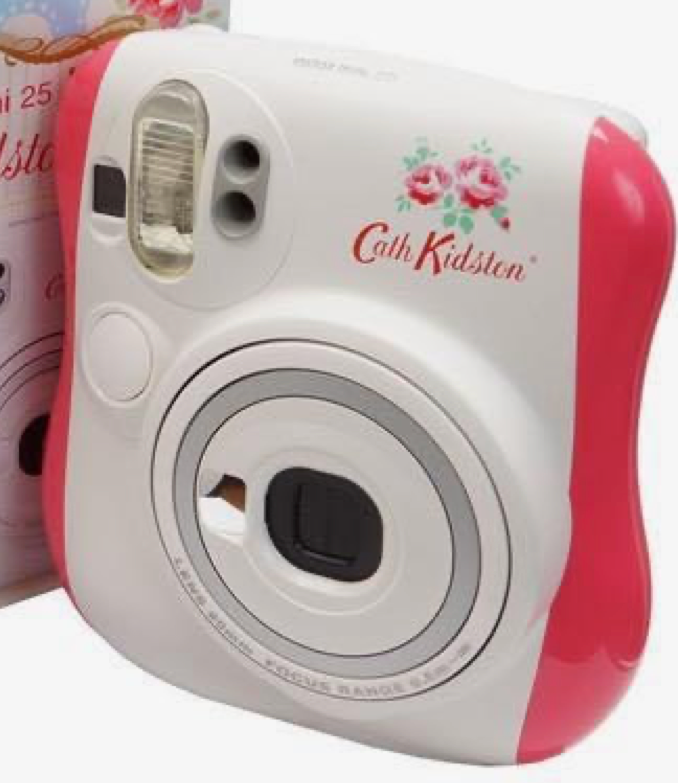 10-01 Fujifilm instax mini 25 Cath Kidston 01