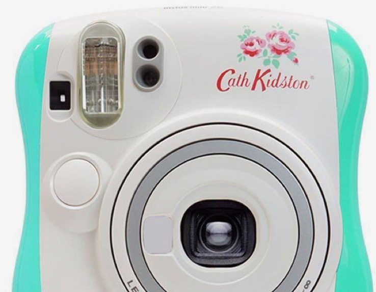 10-01 Fujifilm instax mini 25 Cath Kidston 02