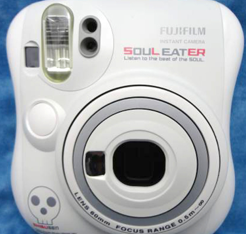 10-01 Fujifilm instax mini 25 Soul Eater