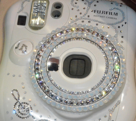 10-01 Fujifilm instax mini 25 swarovski 02