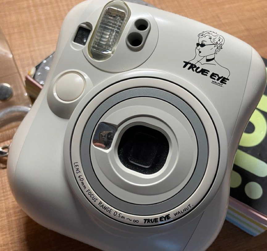 10-01 Fujifilm instax mini 25 True Eye