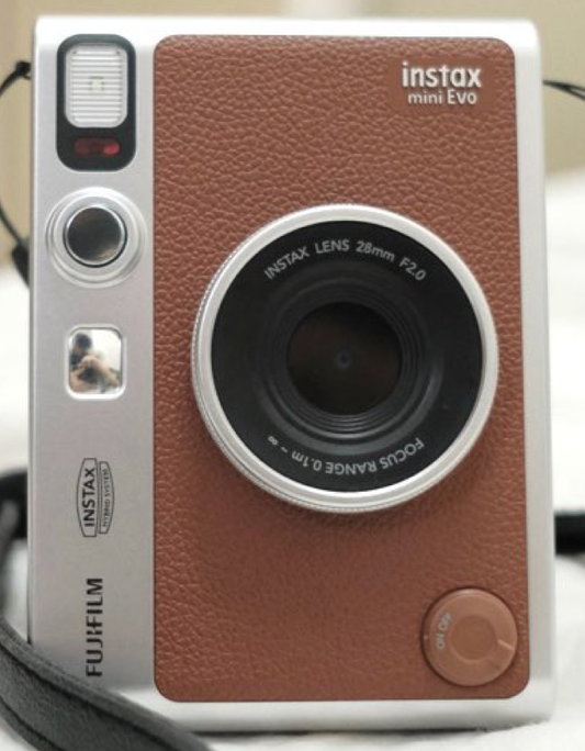 10-03 instax evo brown