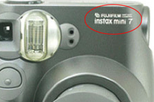 10-02 Fujifilm instax mini 7 02 dark silver