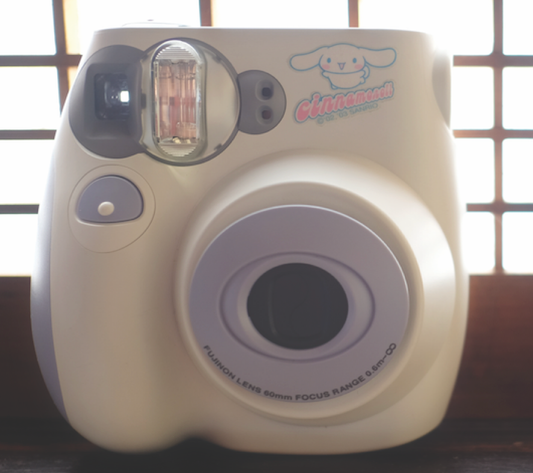 10-02 Fujifilm instax mini 7 cinnamoroll 01