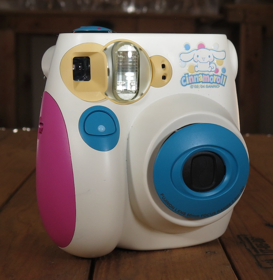 10-02 Fujifilm instax mini 7 cinnamoroll 02