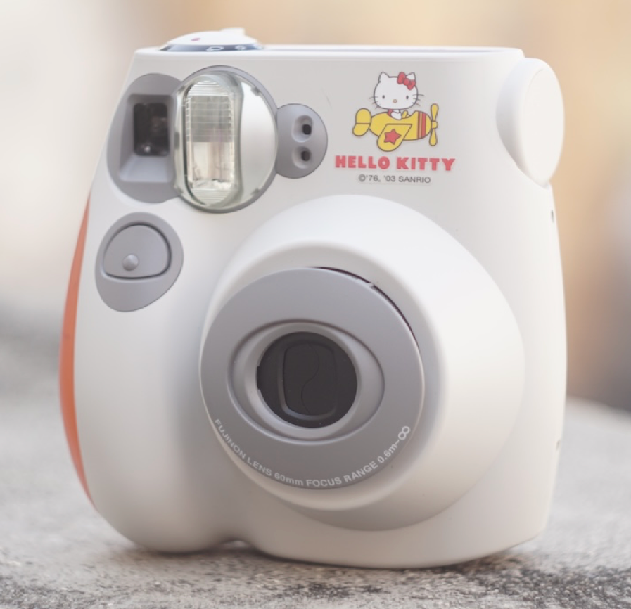 10-02 Fujifilm instax mini 7 hello kitty 02