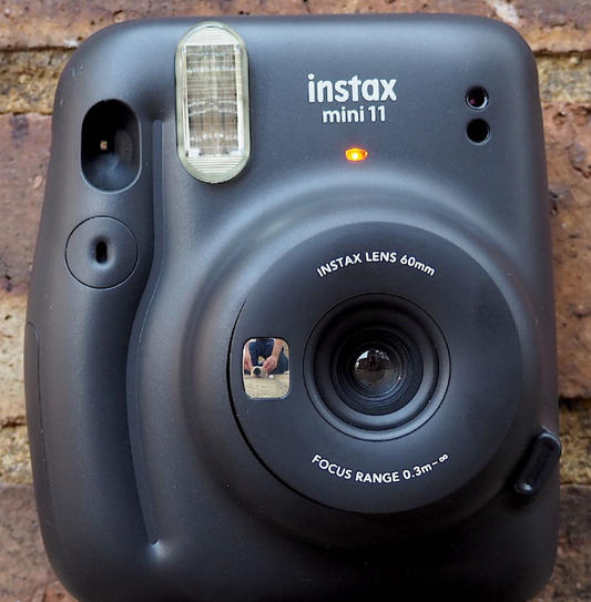 10-02b instax mini 11 01 black