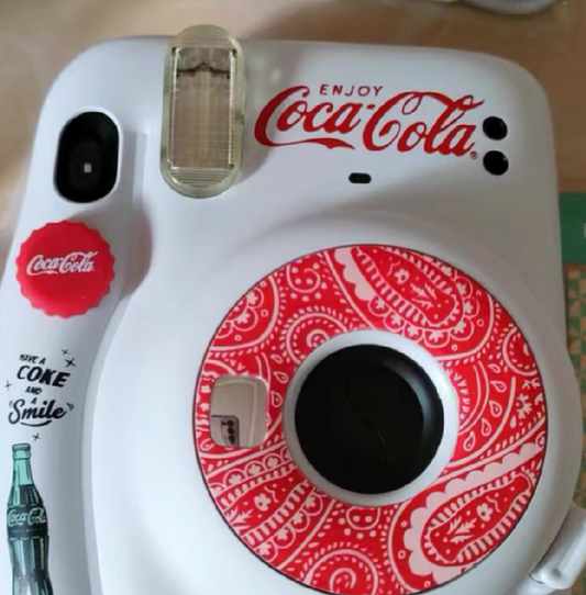 10-02b instax mini 11 coca cola 02