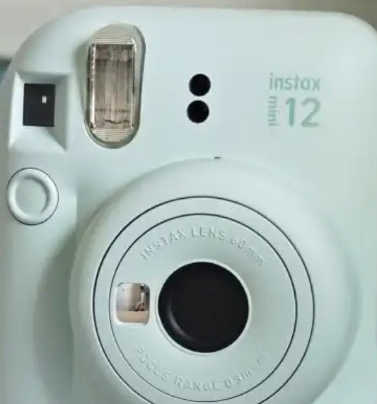 10-02b instax mini 12 01 mint green