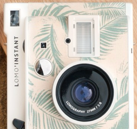 10-04 LOMO 01 instant Honolulu