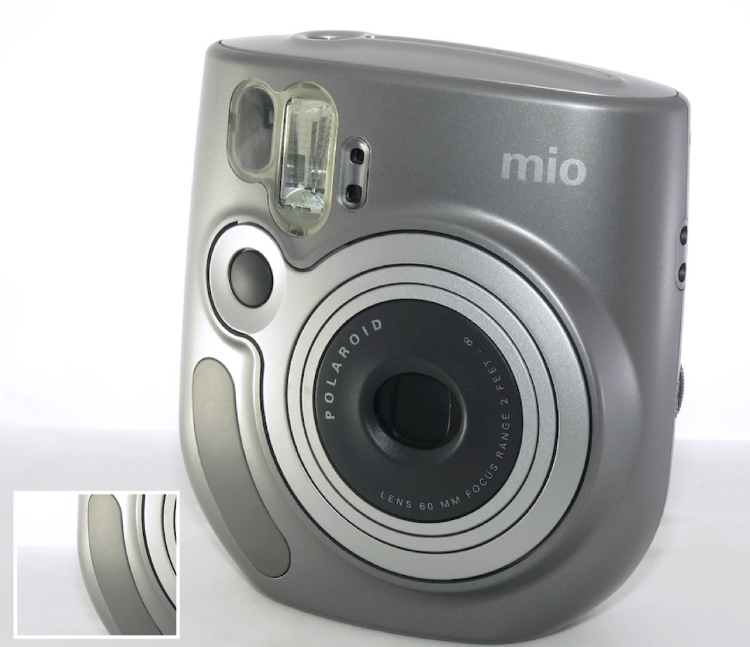 10-04 Polaroid mio color sample silver