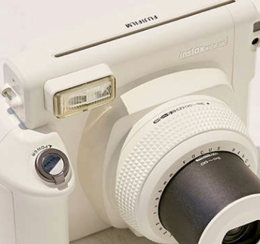 11-01 Fujifilm instax wide 300 05 white