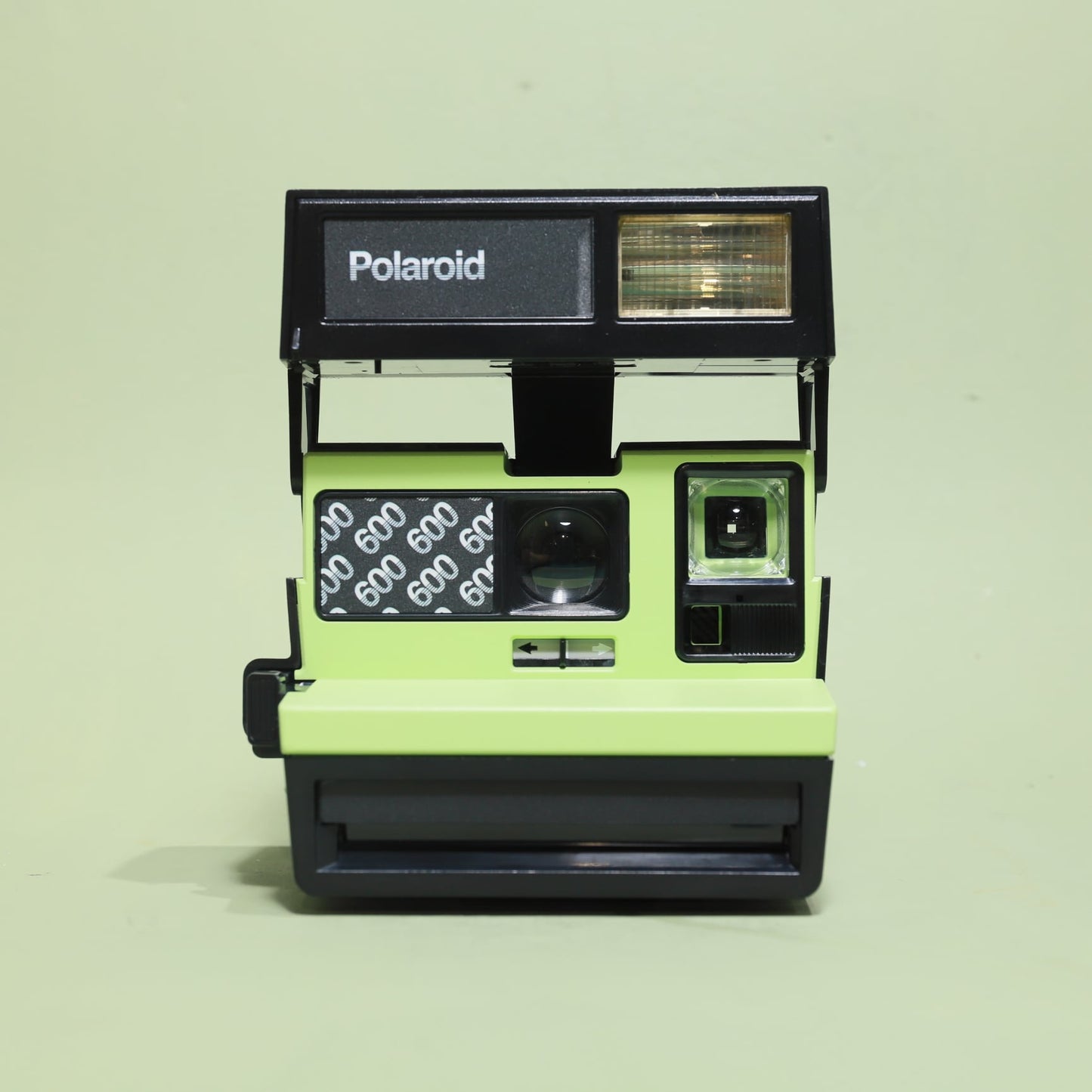 04-02b retrospekt 600 mint green