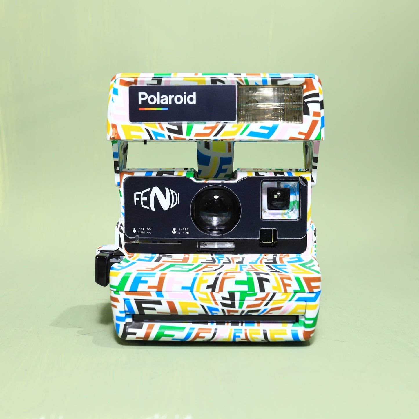 04-04b polaroid original Fendi
