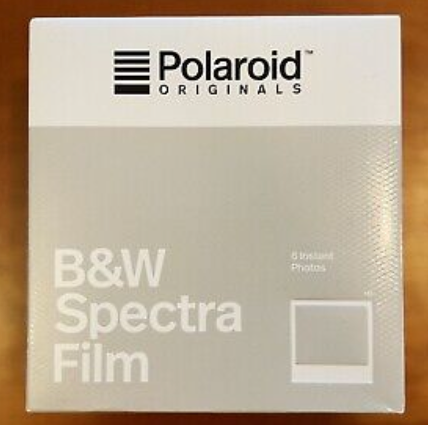 film | polaroid originals spectra b&w 001