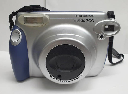 11-01 Fujifilm instax wide 200 02 silver v02